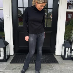 JIM JEANS BLACK CASHMERE 34